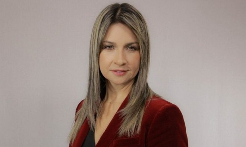 la periodista colombiana Vicky Dávila