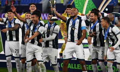 rondón celebrando la victoria